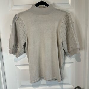 Tahari Cream Puff Sleeve Knit Top - EUC